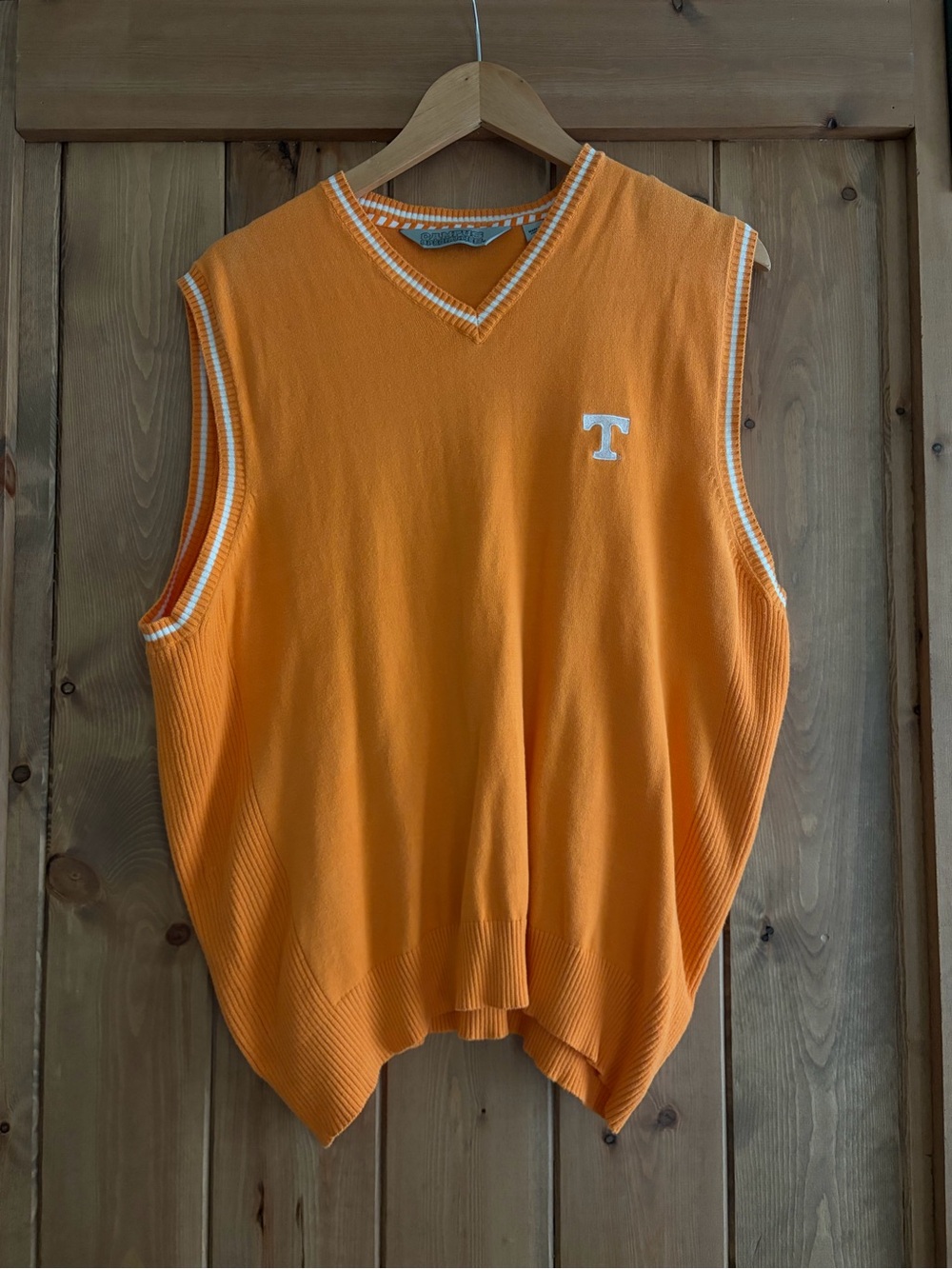 Vintage Tennessee Sleeveless V-Neck Sweater Vest with White 'T' Logo